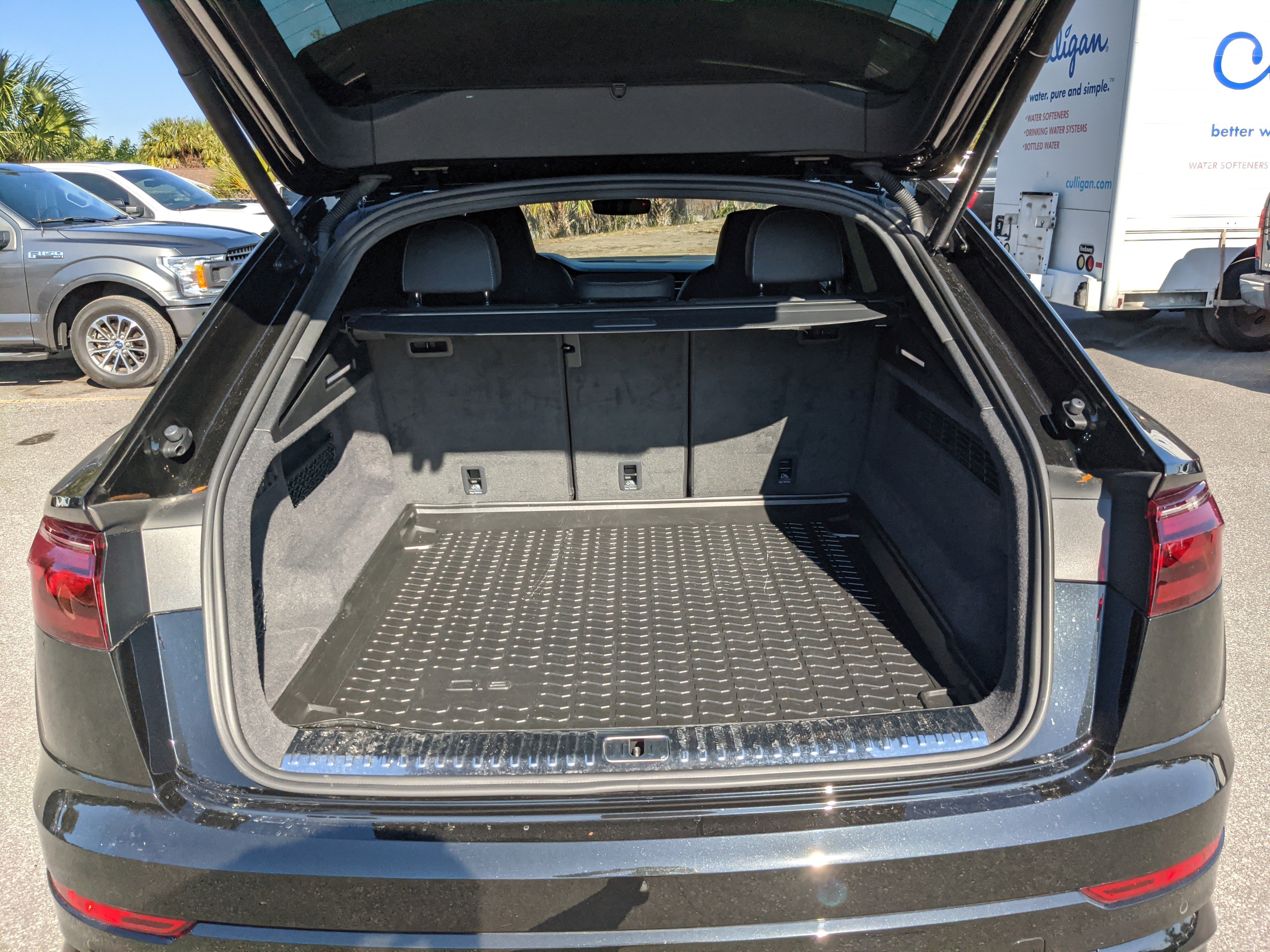 Used 2024 Audi SQ8 Prestige image 13