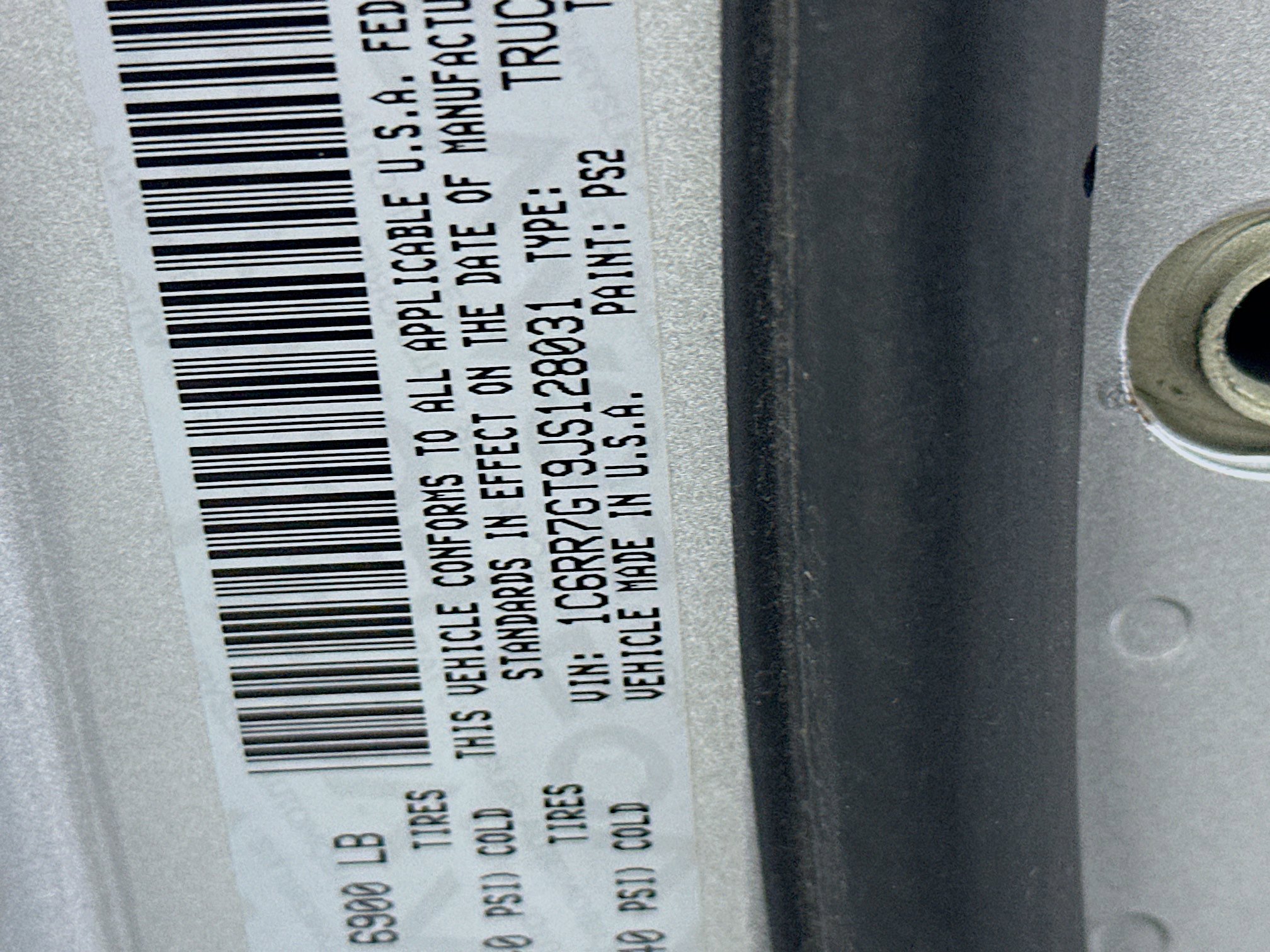 Used 2018 RAM 1500 Classic SLT image 12