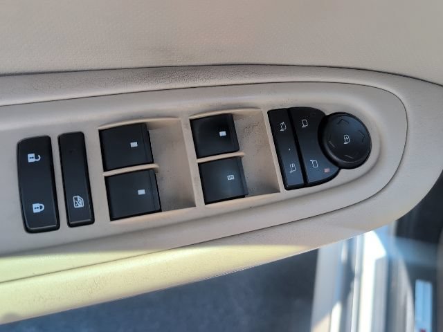Used 2012 GMC Acadia Denali AWD/4WD image 17