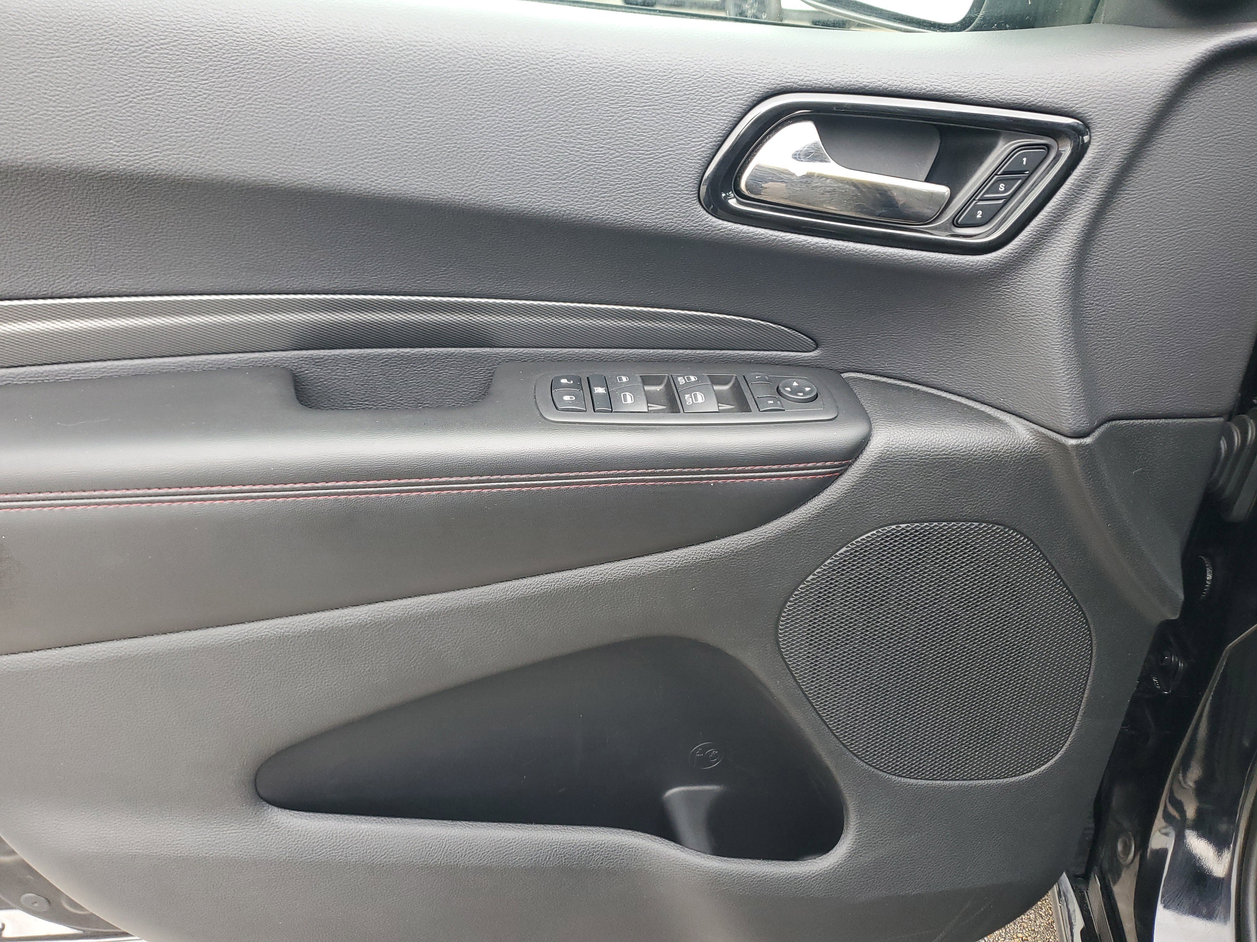 Used 2022 Dodge Durango R/T w/ Trailer Tow Group IV image 28