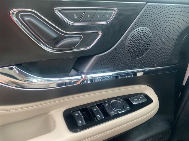 Used 2025 Lincoln Corsair FWD w/ Equipment Group 101A image 21