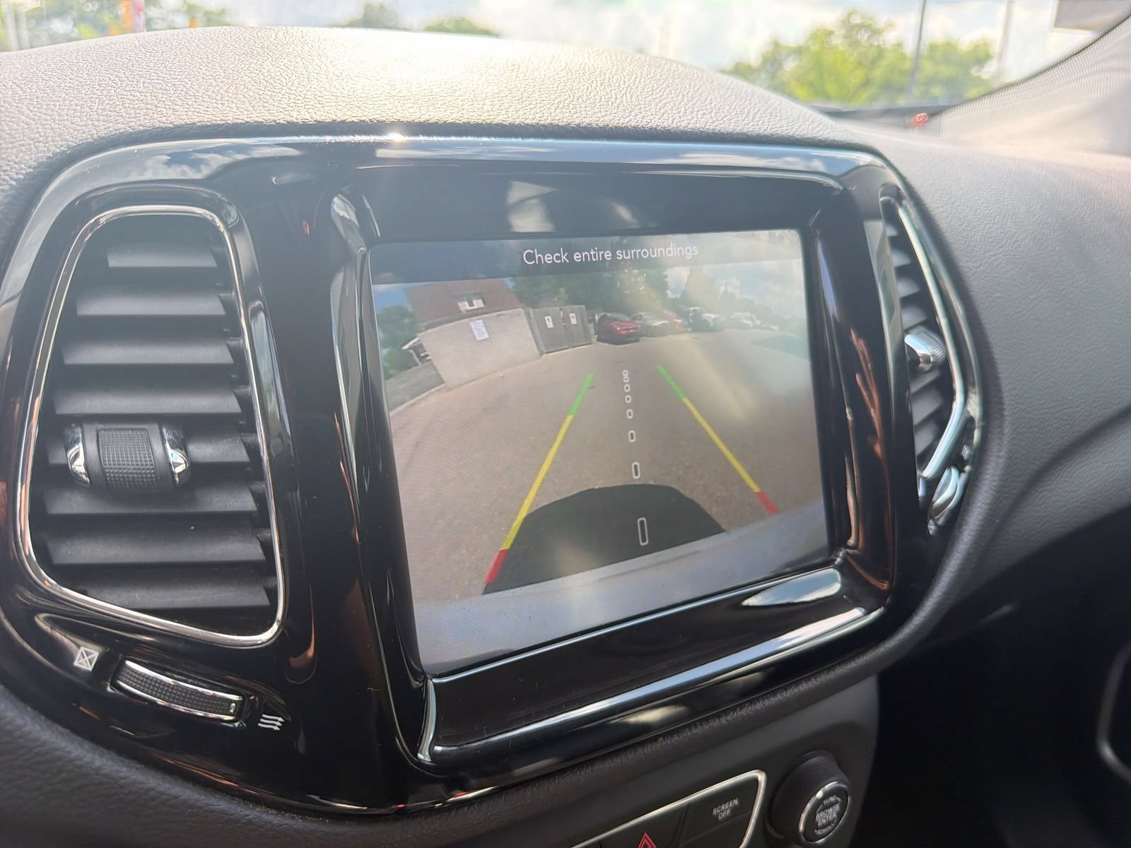 Used 2020 Jeep Compass Limited FWD image 29