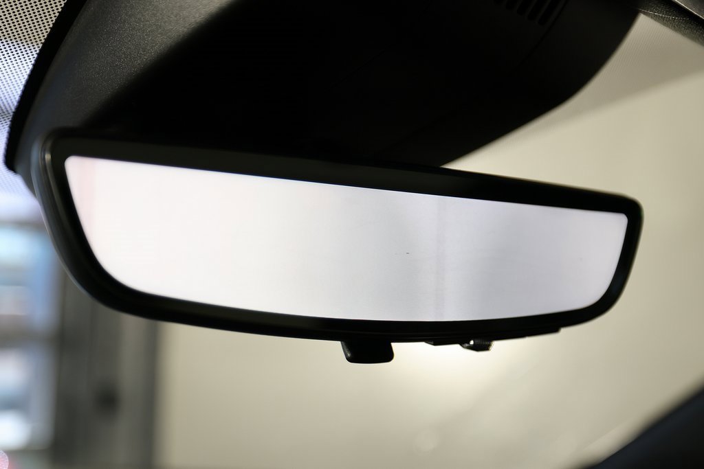 Used 2025 GMC Yukon AT4 Ultimate w/ LPO, Illumination Package image 40