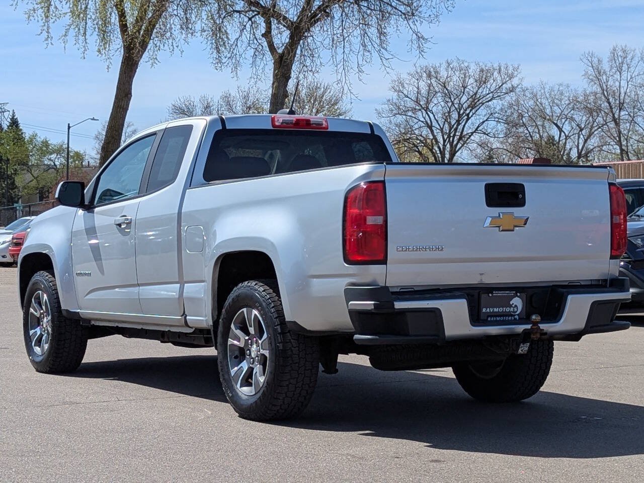 Used 2015 Chevrolet Colorado Z71 AWD/4WD image 8