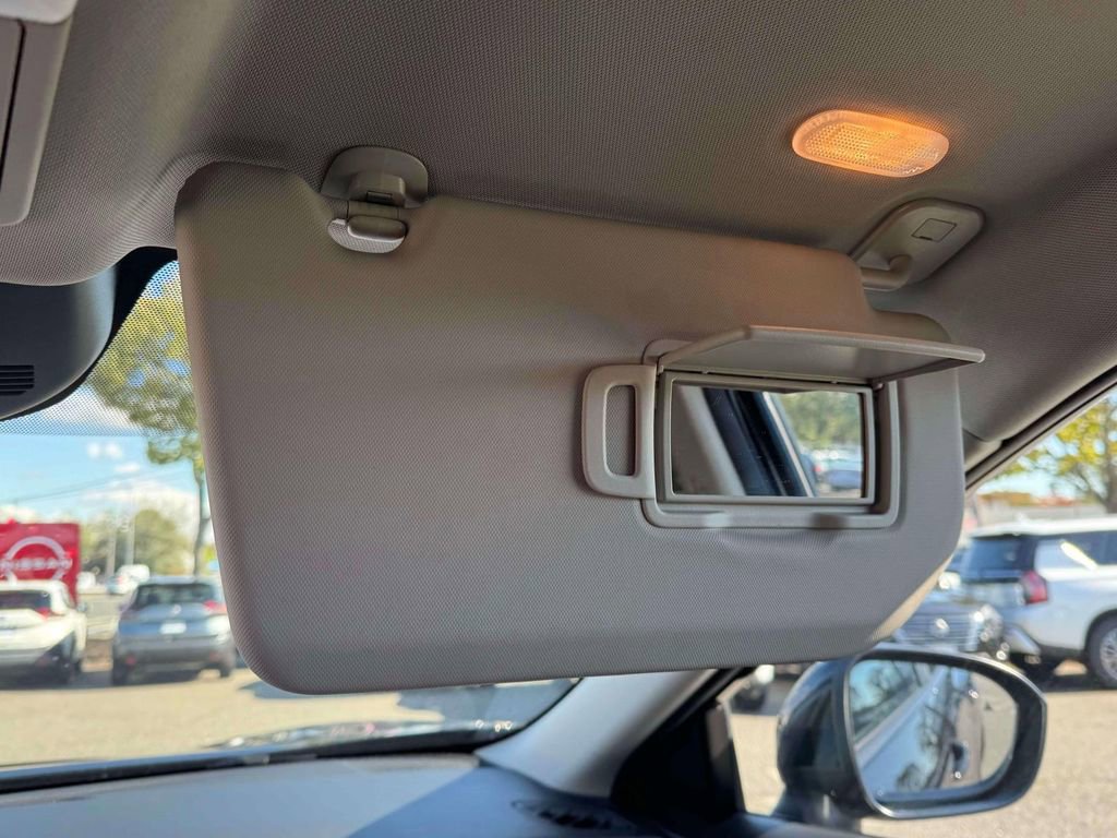 Certified 2024 Nissan Rogue SV image 32