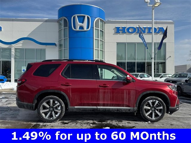 Used 2025 Honda Pilot Elite image 2