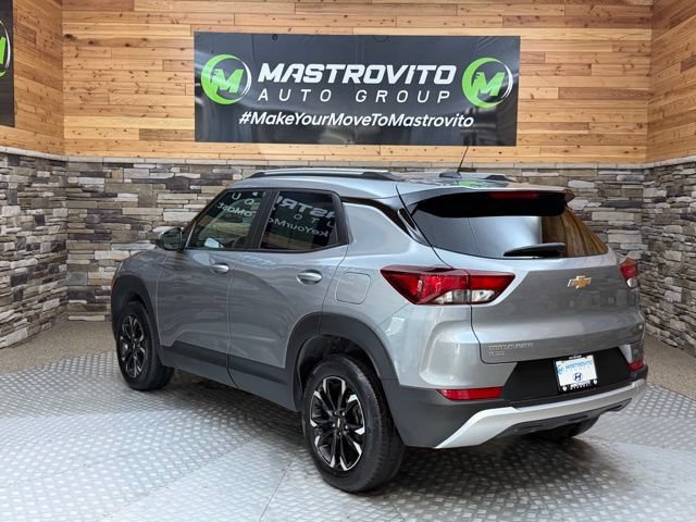 Used 2023 Chevrolet TrailBlazer LT w/ Convenience Package AWD/4WD image 9