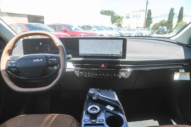 New 2026 Kia EV6 Wind RWD image 5