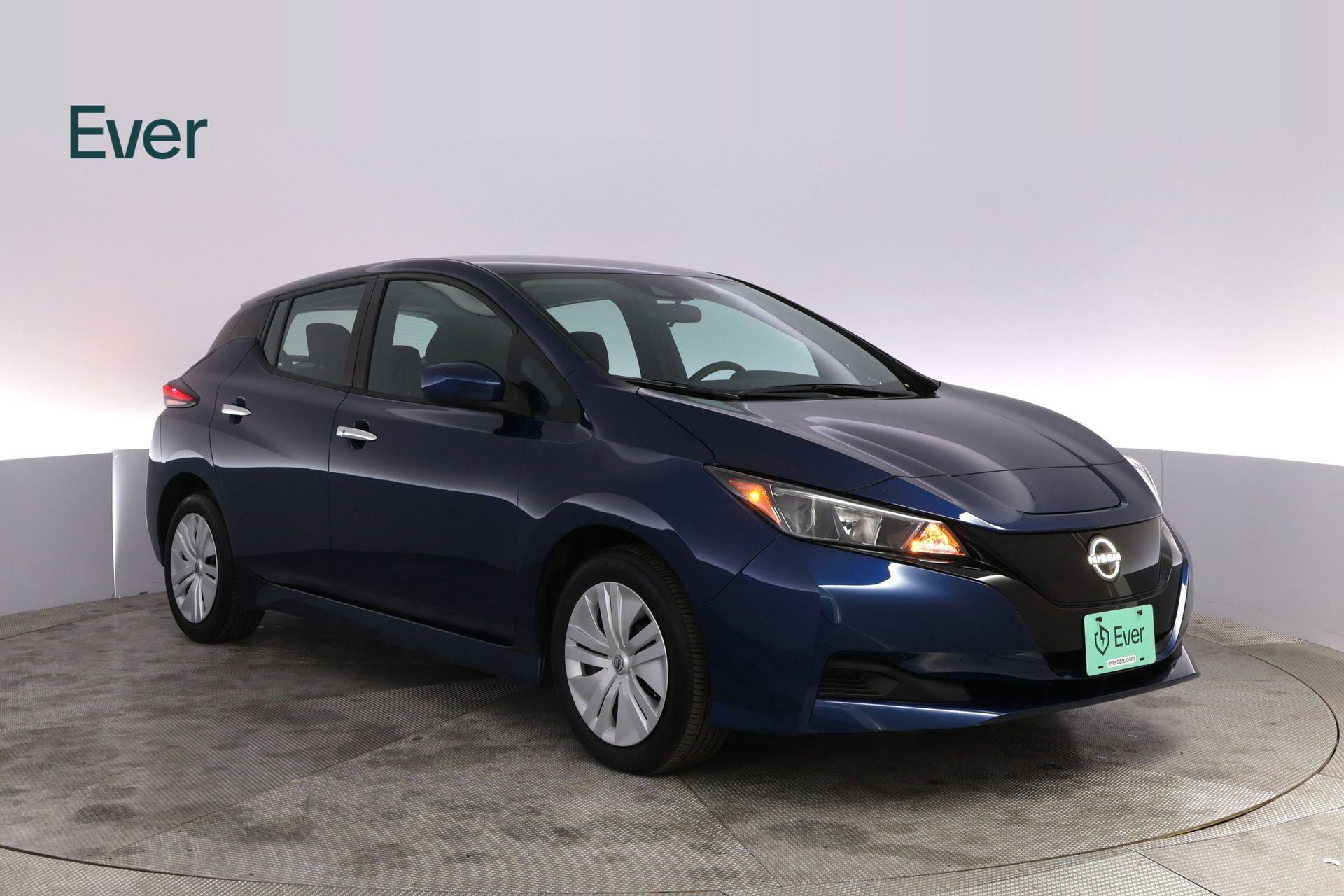 Used 2025 Nissan Leaf S FWD image 13
