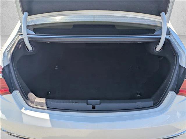 Used 2018 Acura RLX w/ Technology Package image 6
