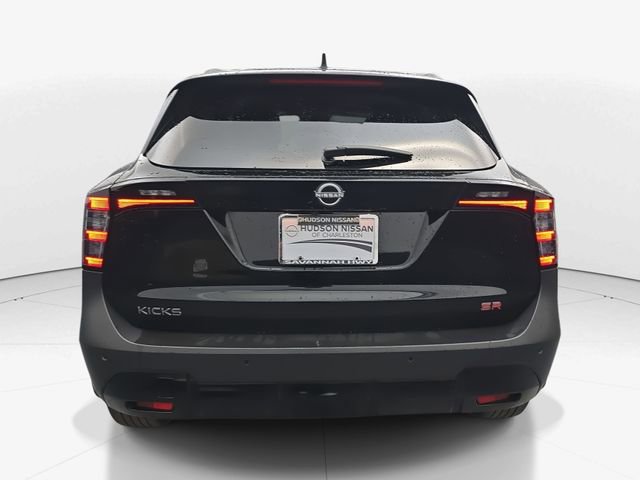 Used 2025 Nissan Kicks SR image 8