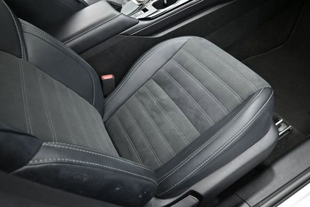 Used 2025 Mitsubishi Outlander SE AWD/4WD image 34