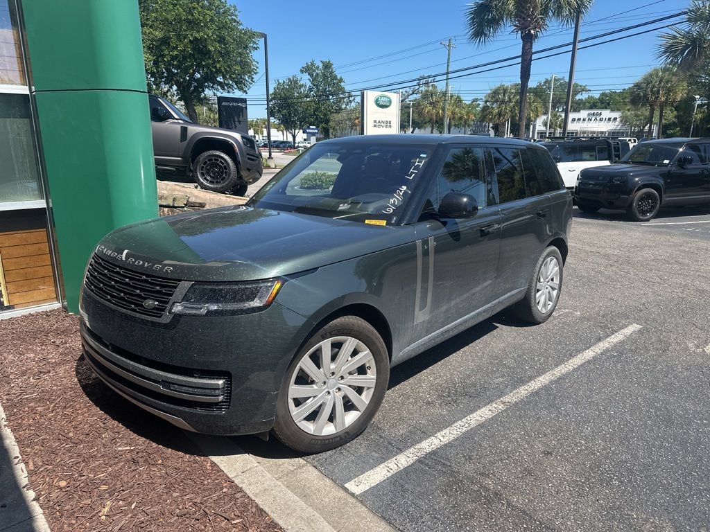 Used 2023 Land Rover Range Rover SE AWD/4WD image 1