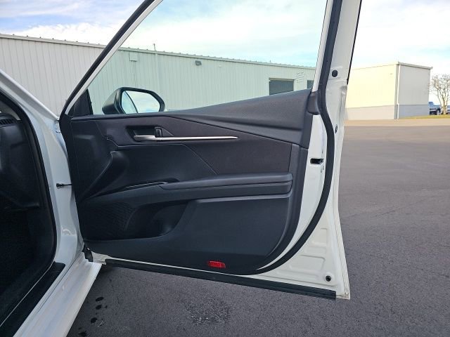 Used 2025 Toyota Camry LE image 25