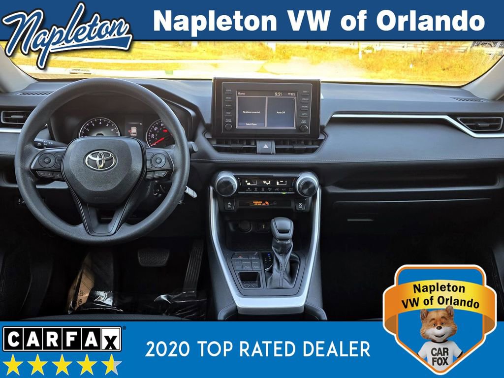 Used 2019 Toyota RAV4 LE image 12