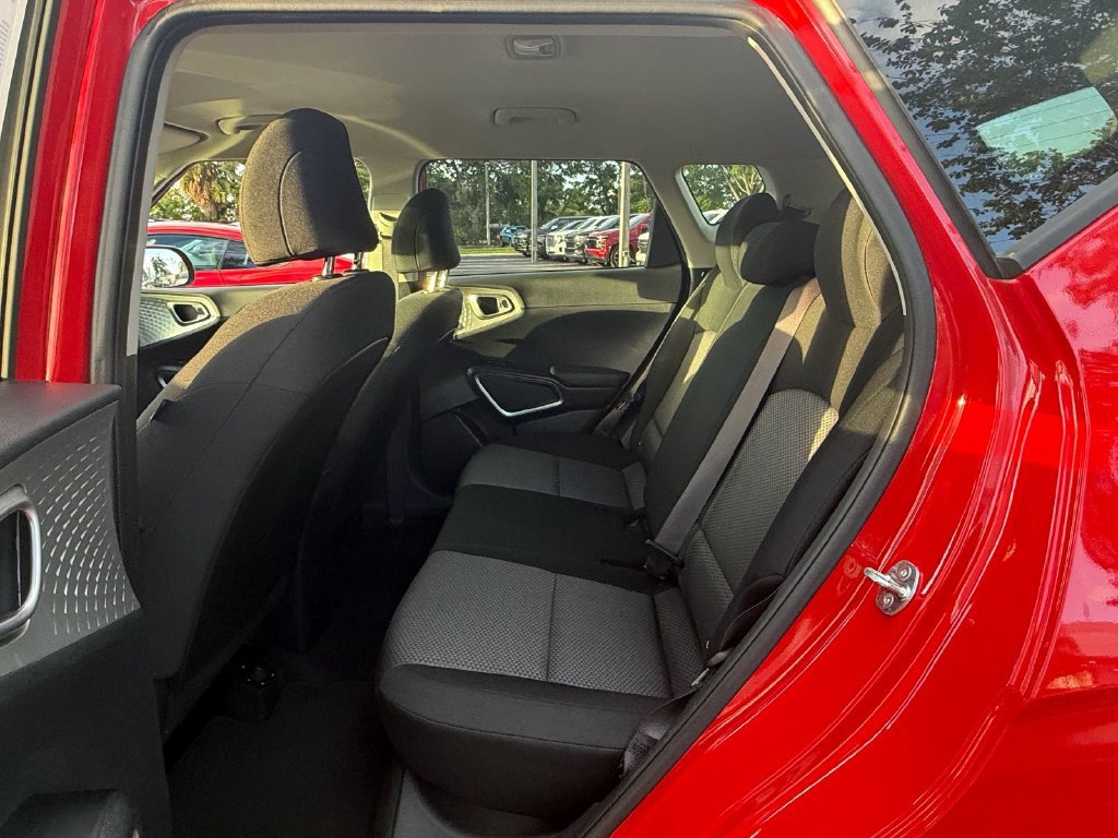Used 2024 Kia Soul LX w/ Option Group 015 FWD image 11