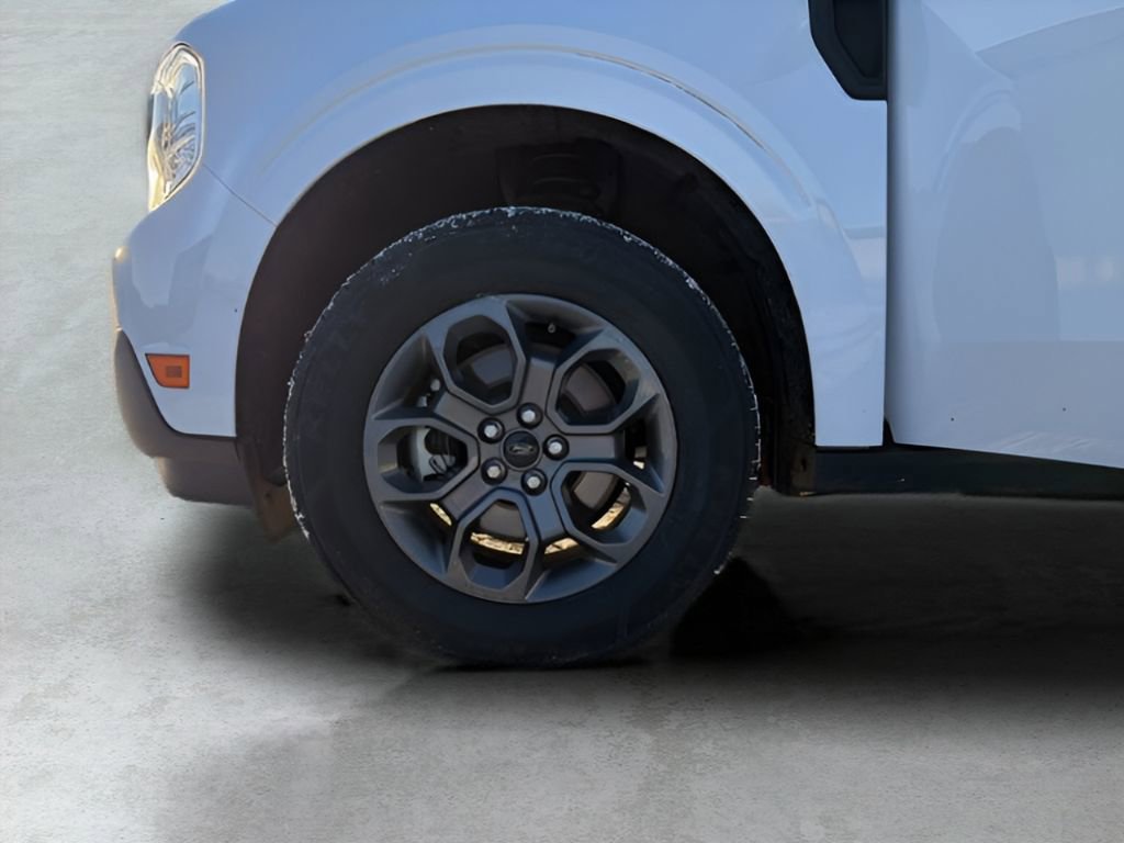 Used 2022 Ford Maverick XLT image 29