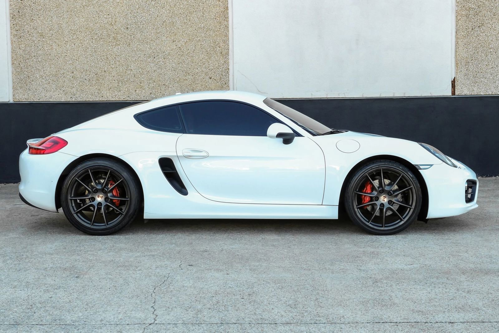 Used 2014 Porsche Cayman S image 8