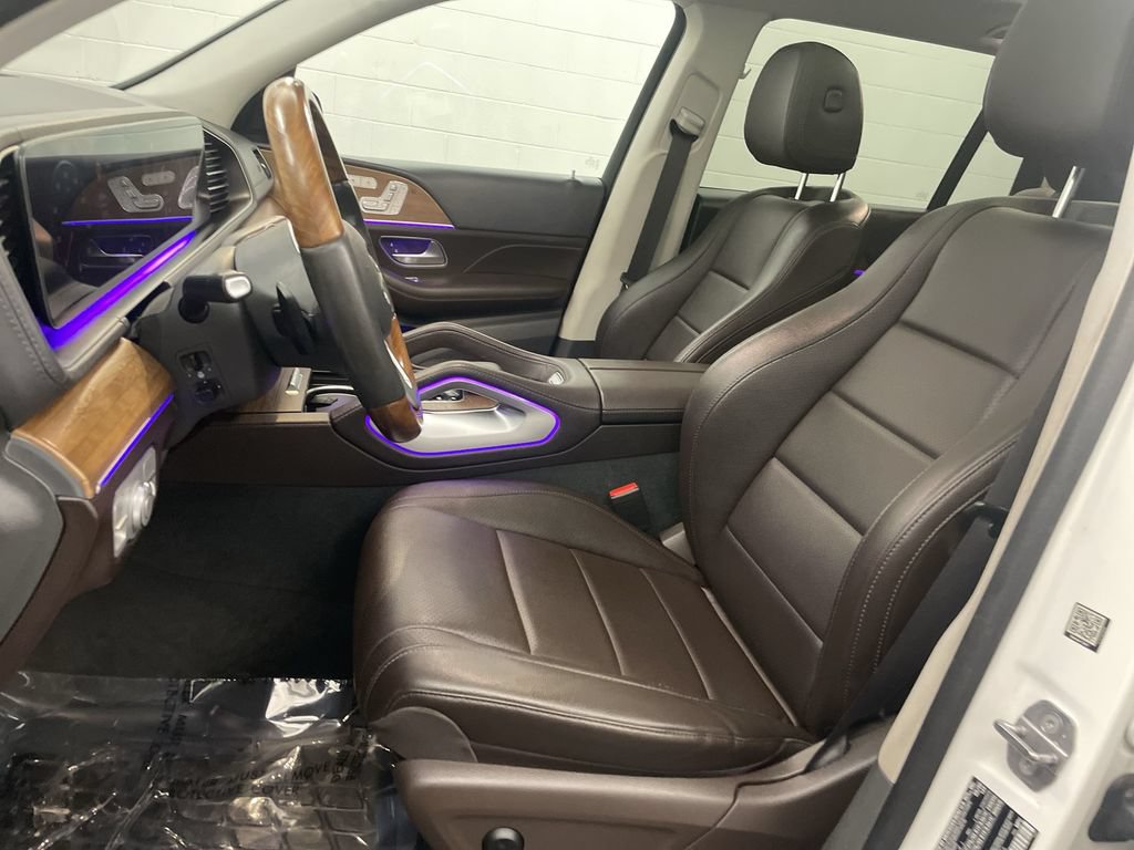Used 2020 Mercedes-Benz GLS 450 4MATIC image 14