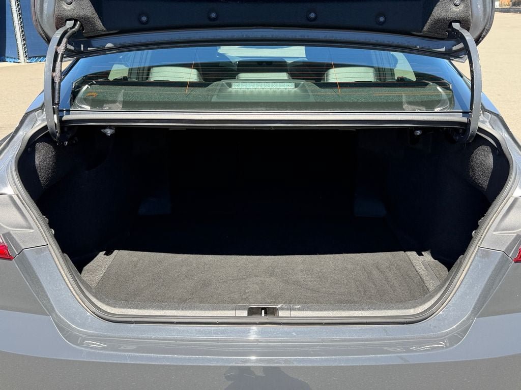 Used 2025 Toyota Camry SE FWD image 22
