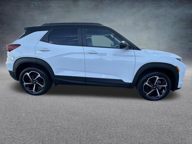 Used 2021 Chevrolet TrailBlazer RS w/ Sun and Liftgate Package AWD/4WD image 9