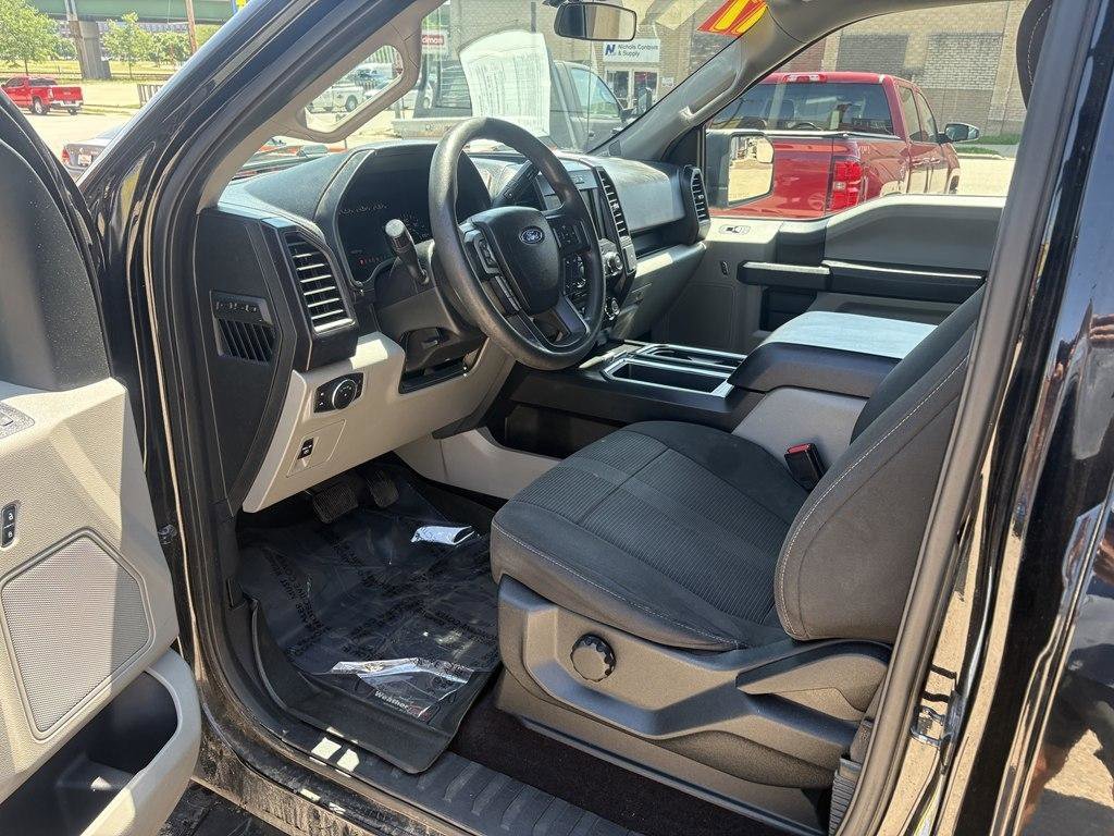 Used 2017 Ford F150 XL w/ Equipment Group 101A Mid AWD/4WD image 12