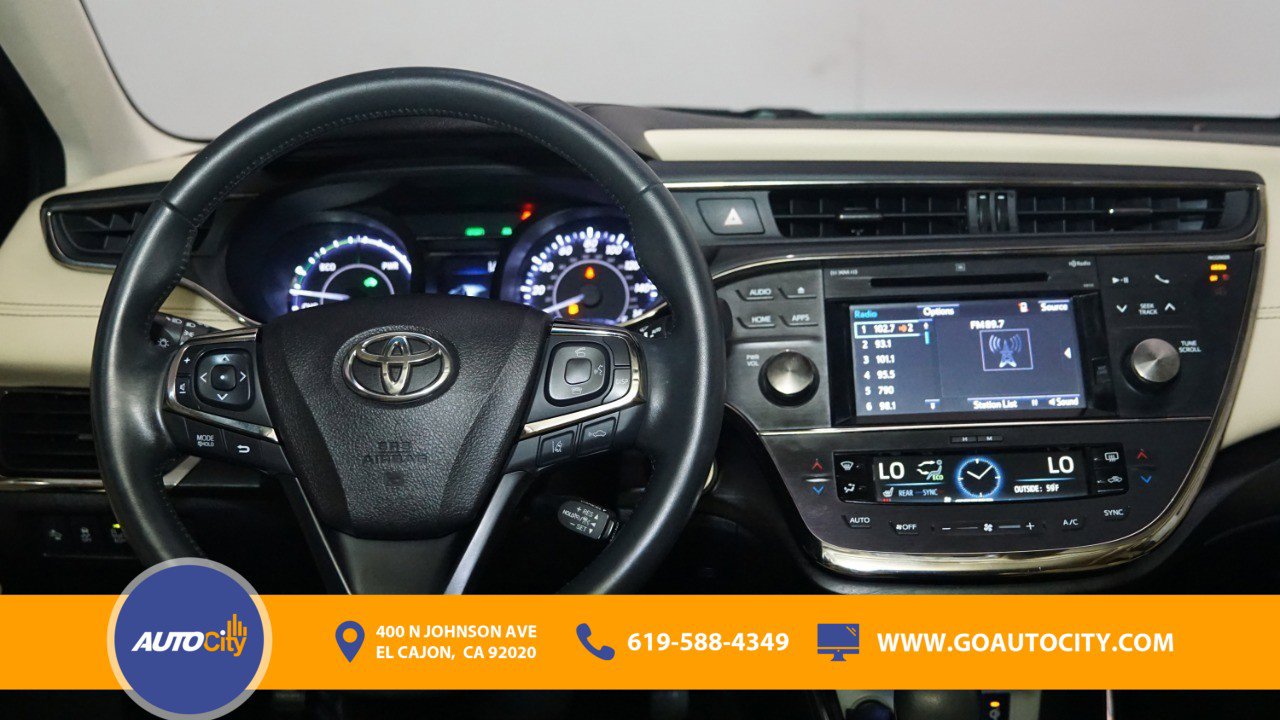Used 2017 Toyota Avalon Limited w/ Carpet Mat Package FWD image 5