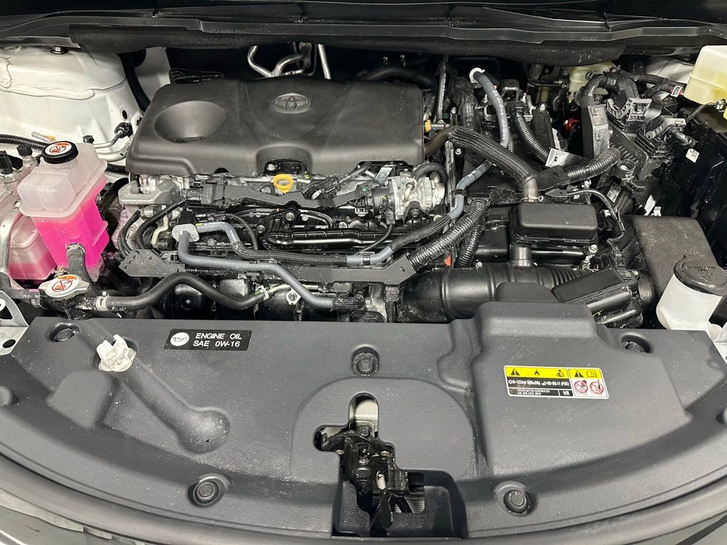 Used 2025 Toyota Sienna XSE image 73