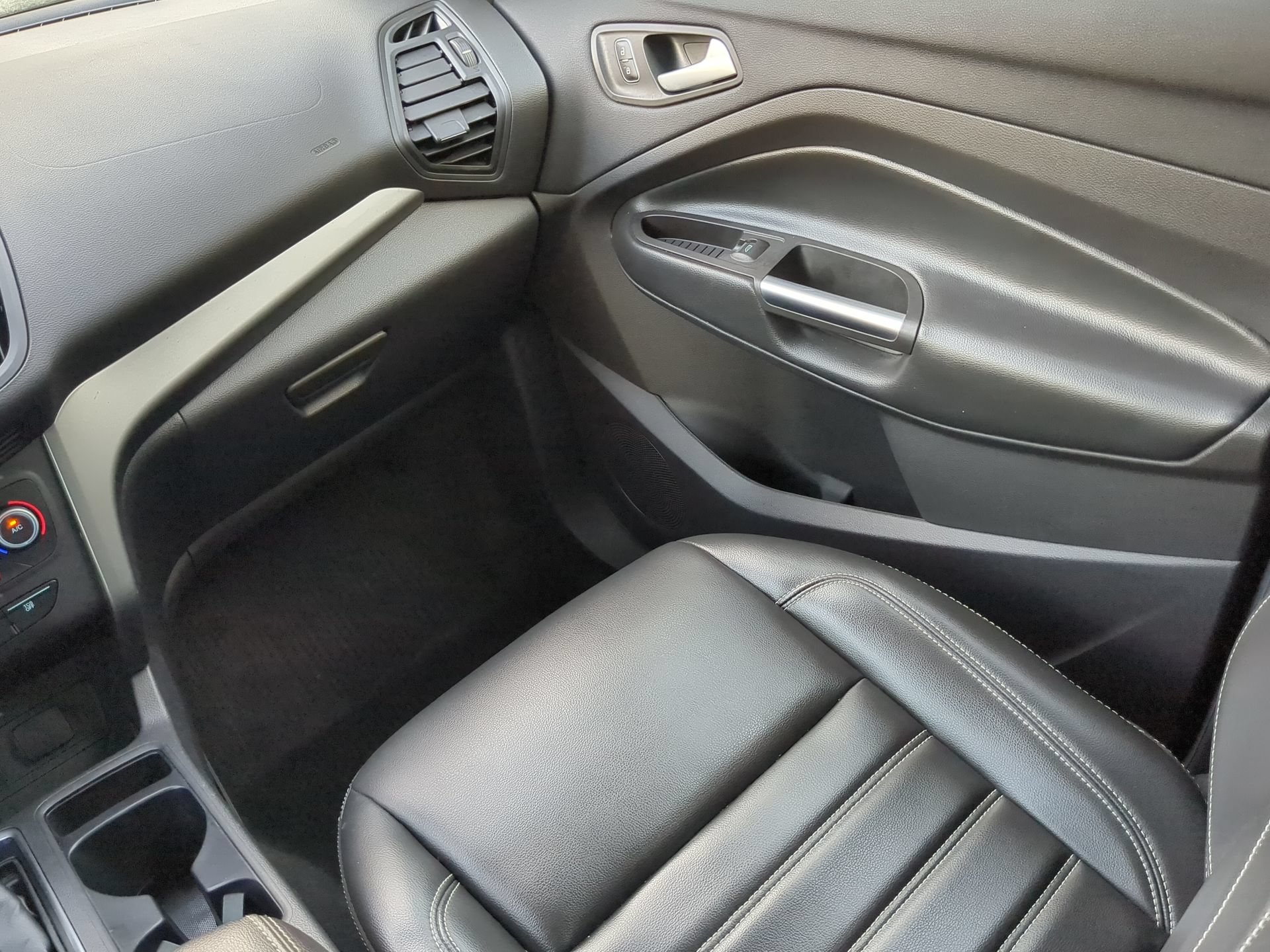 Certified 2019 Ford Escape SEL FWD image 53