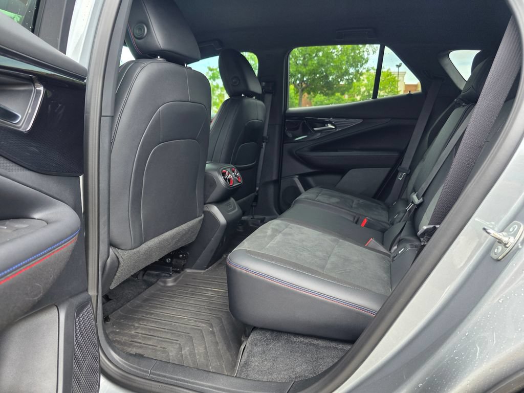 Used 2025 Chevrolet Blazer EV RS AWD/4WD image 29