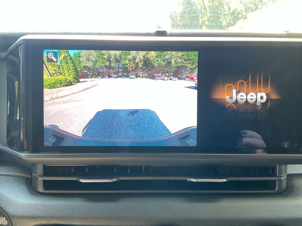 New 2025 Jeep Gladiator Sport AWD/4WD image 21
