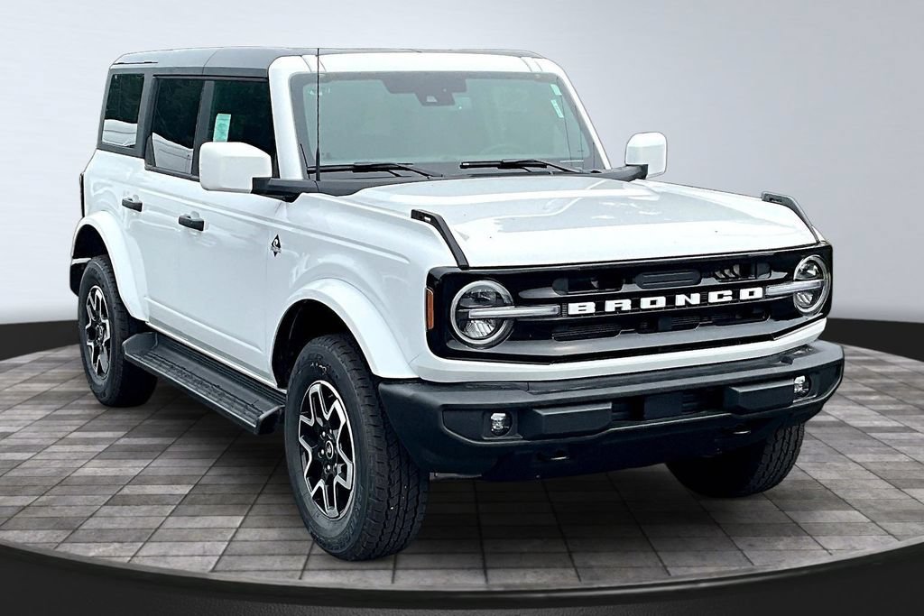 New 2026 Ford Bronco Outer Banks