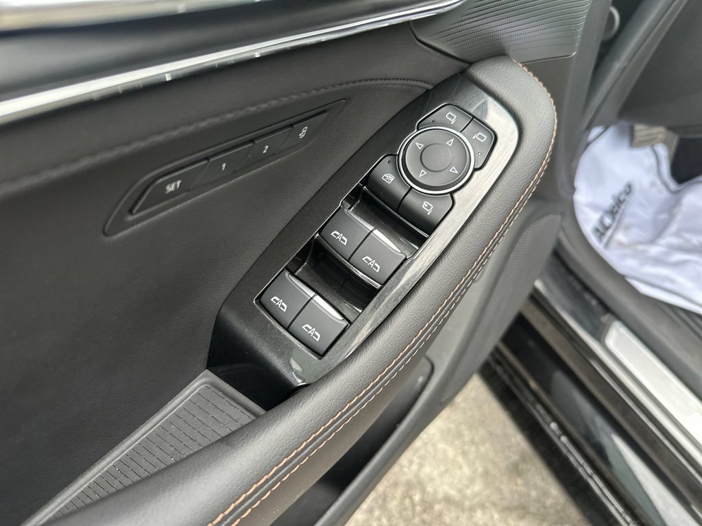 Used 2026 Cadillac CT5 V w/ Technology Package RWD image 11
