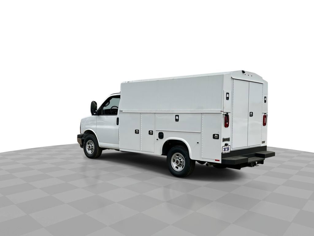 New 2025 GMC Savana 3500 w/ Power Convenience Package image 6