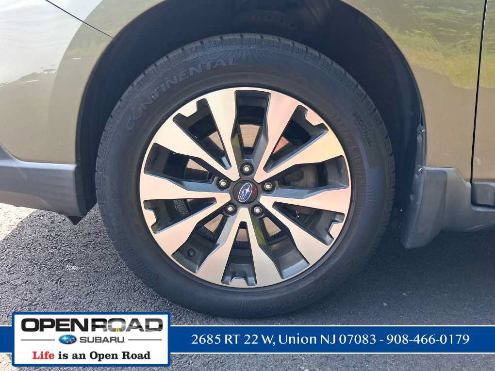 Used 2017 Subaru Outback 2.5i Limited AWD/4WD image 9