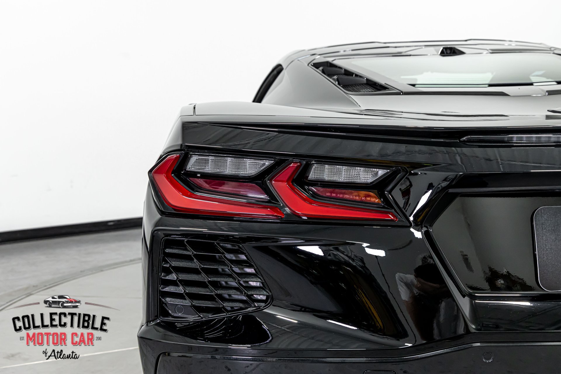 Used 2022 Chevrolet Corvette Stingray Premium Cpe w/ Body-Color Dual Roof Package RWD image 55