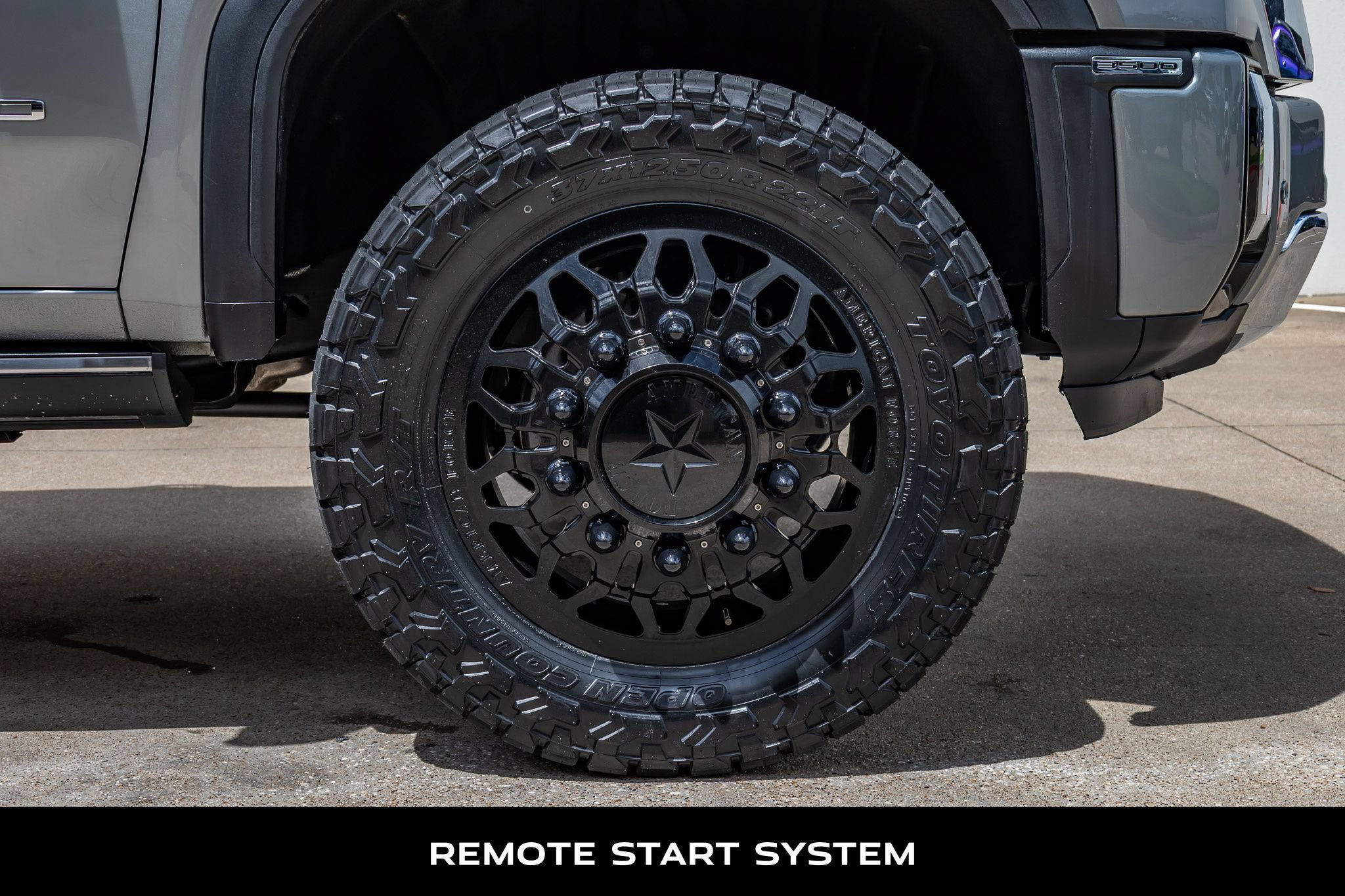 Used 2025 GMC Sierra 3500 Denali w/ Denali Reserve Package AWD/4WD image 12