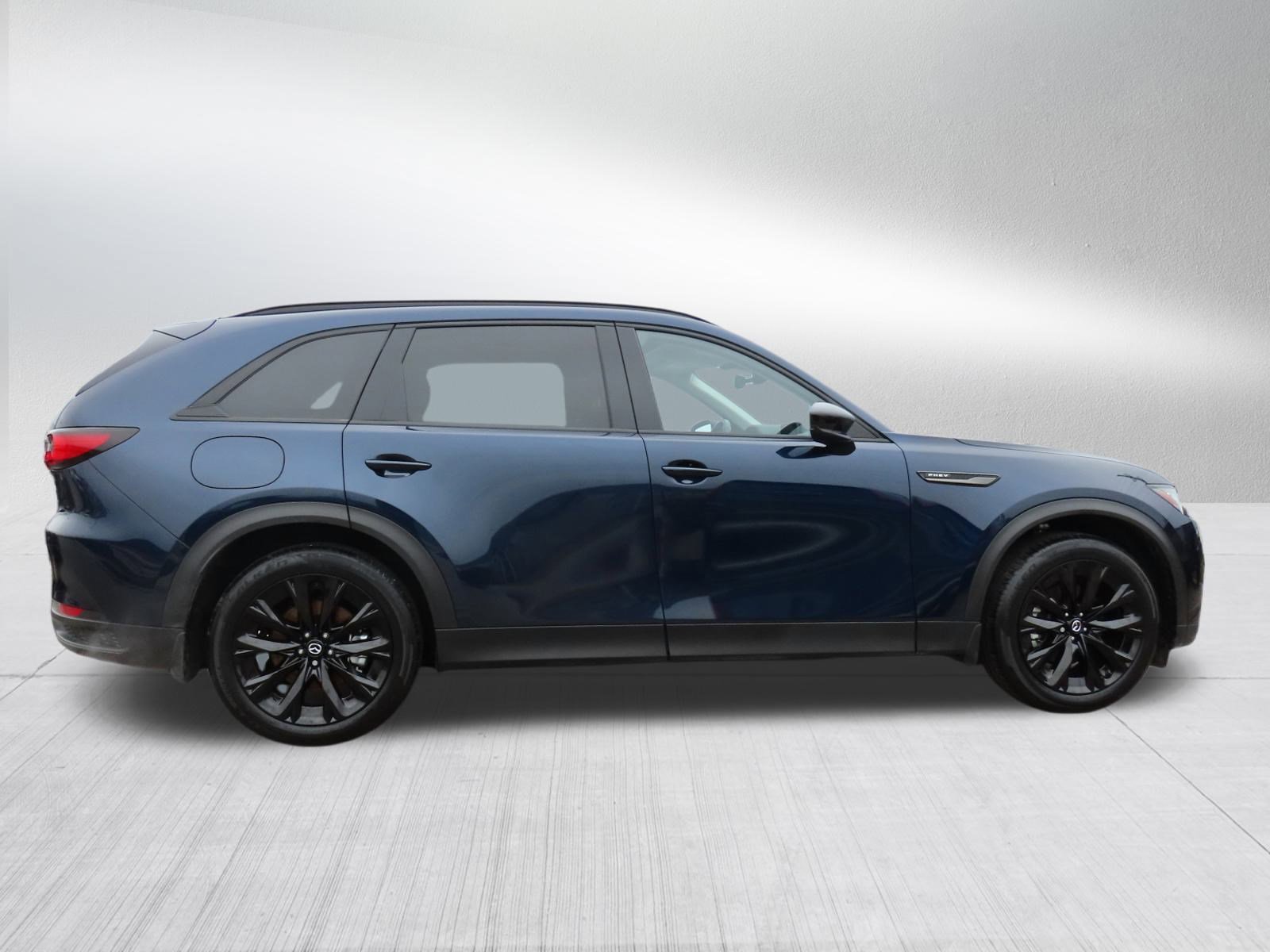 Certified 2025 MAZDA CX-90 Plug-In Hybrid w/Premium Sport image 8