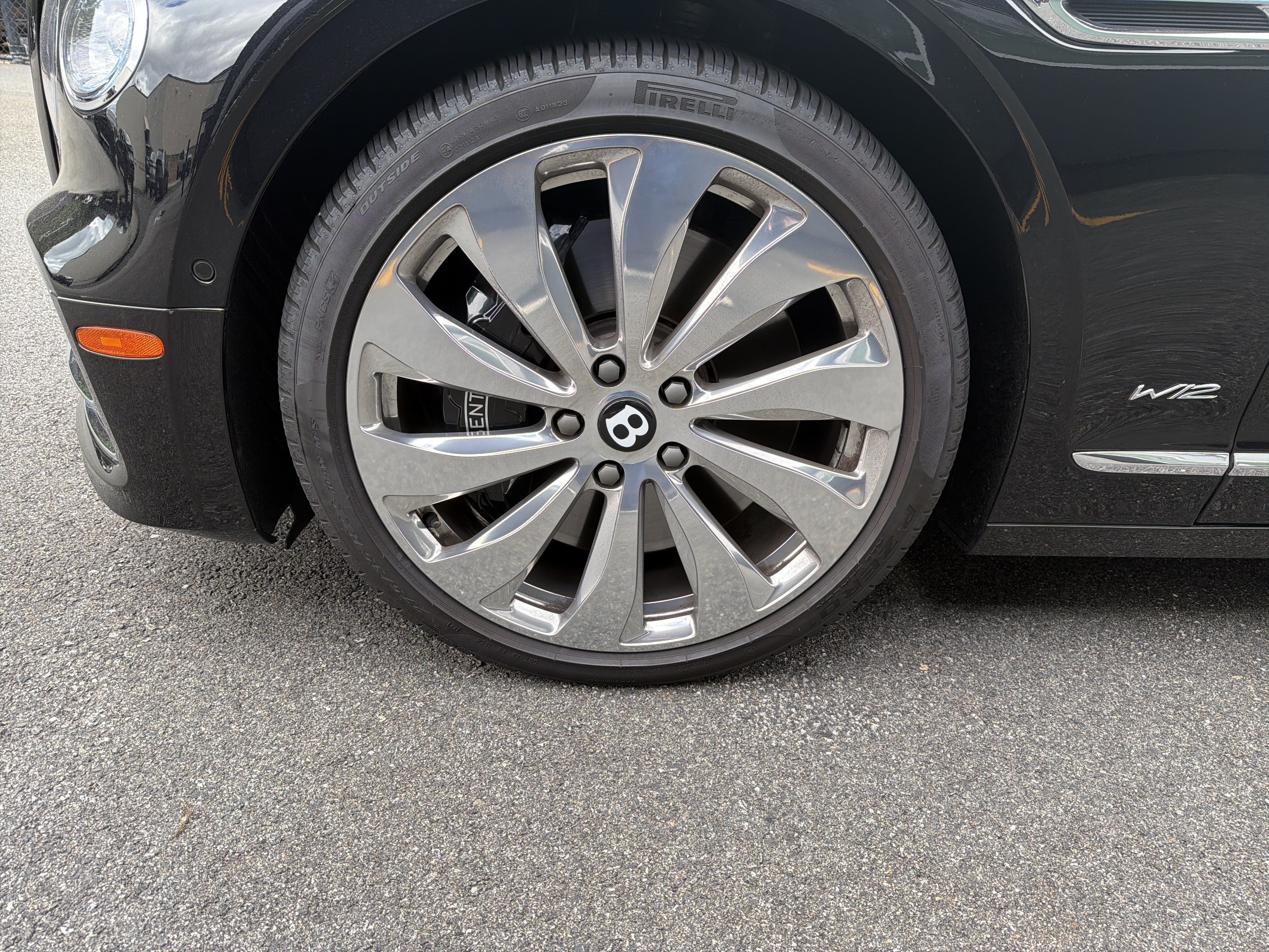 Used 2021 Bentley Flying Spur W12 AWD/4WD image 6
