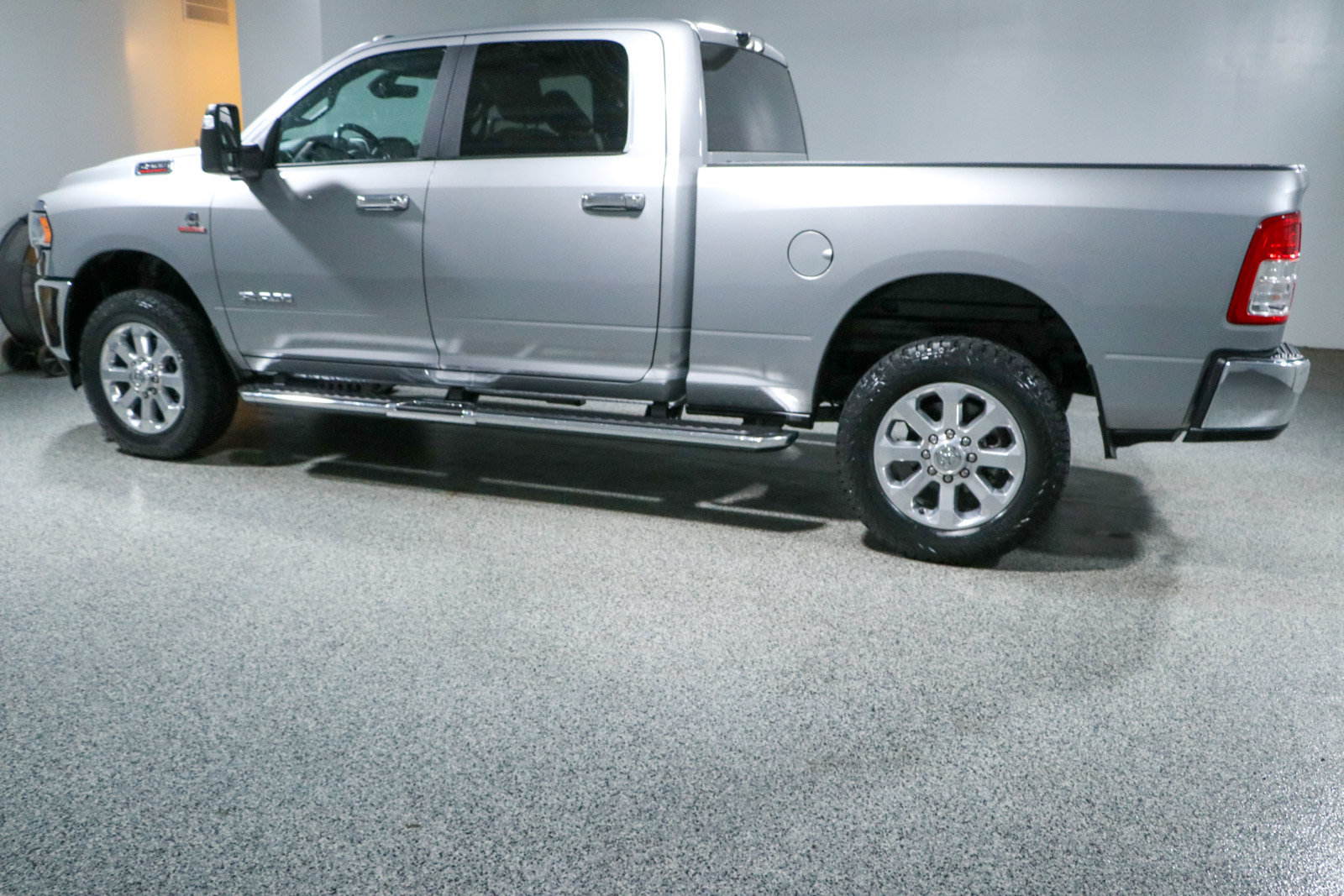 Used 2023 RAM 2500 Big Horn w/ Level 1 Equipment Group AWD/4WD image 10