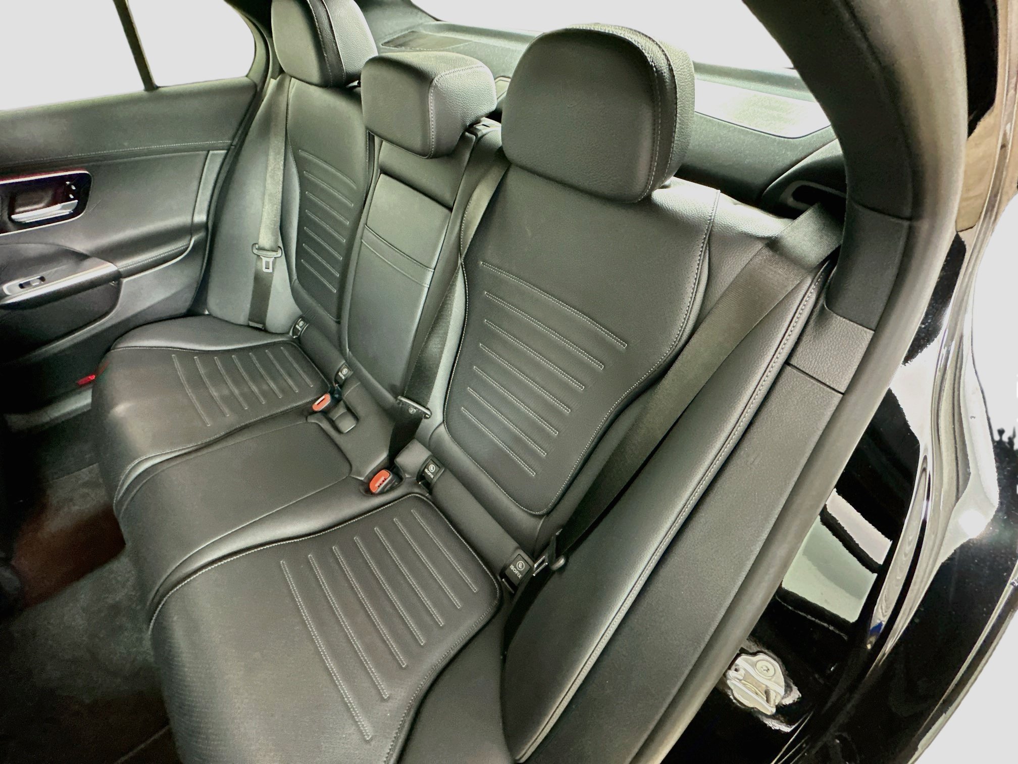 Certified 2024 Mercedes-Benz C 300 4MATIC Sedan image 31