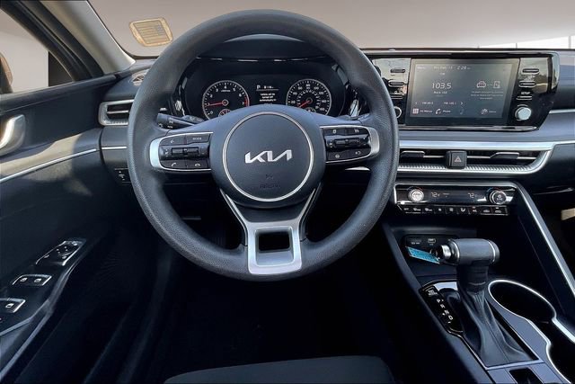 Used 2022 Kia K5 LXS image 8