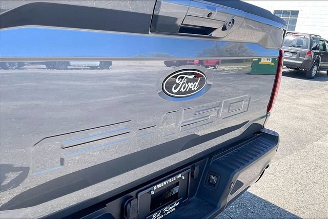 New 2026 Ford F150 XLT w/ Equipment Group 302A MID AWD/4WD image 9