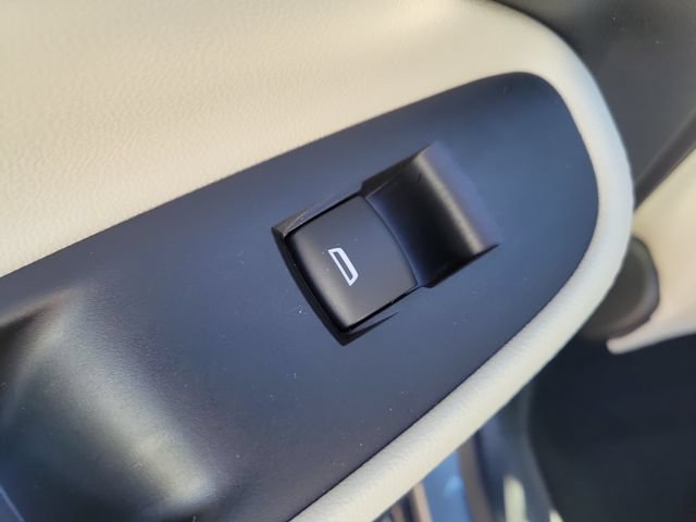 Used 2024 Buick Encore GX Preferred w/ Comfort Package AWD/4WD image 14