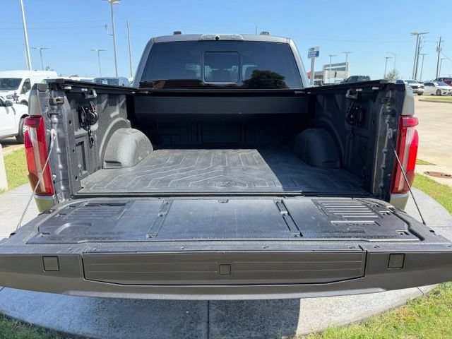 Used 2025 Ford F150 Raptor w/ Equipment Group 803A Raptor R AWD/4WD image 7