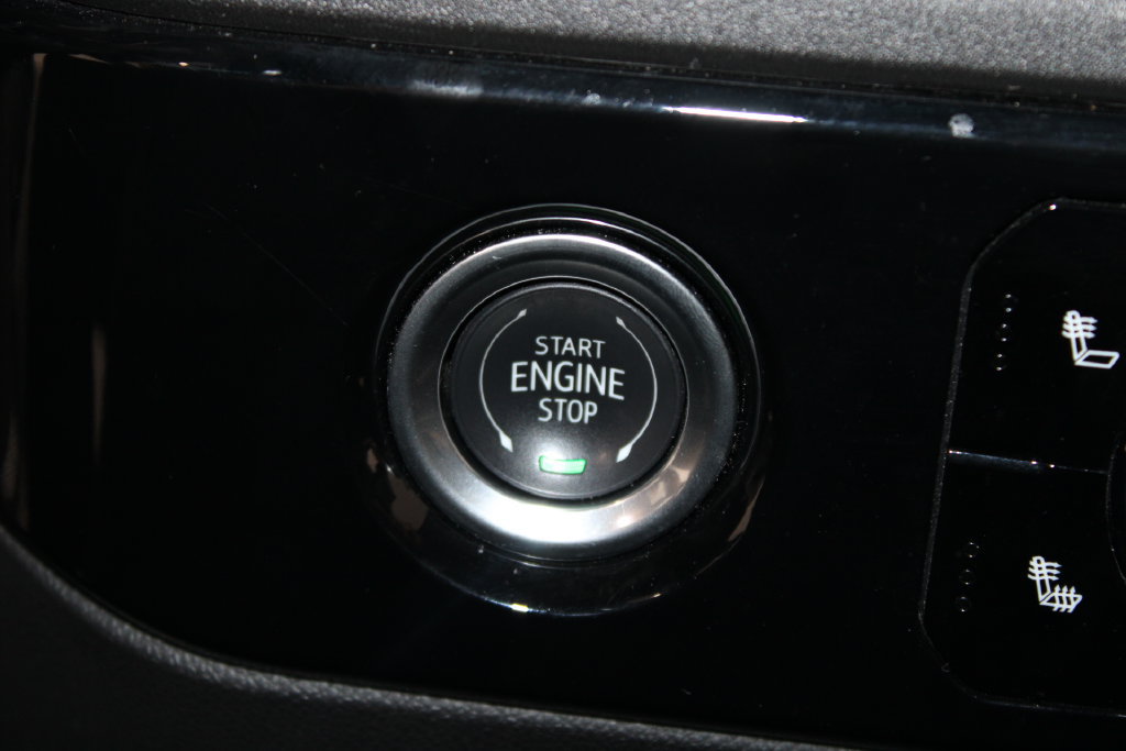 Used 2024 GMC Sierra 1500 SLT AWD/4WD image 45