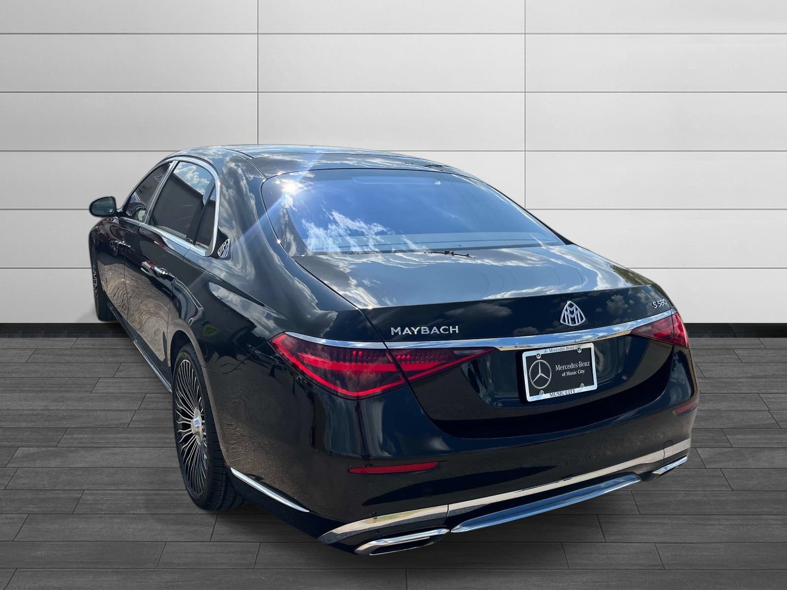 Certified 2022 Mercedes-Benz Maybach S 580 4MATIC image 4