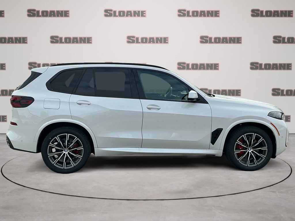 New 2026 BMW X5 xDrive40i w/ M Sport Package AWD/4WD image 6