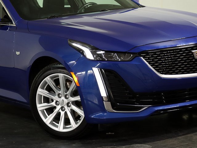 Used 2023 Cadillac CT5 Luxury w/ Cold Weather Package image 8