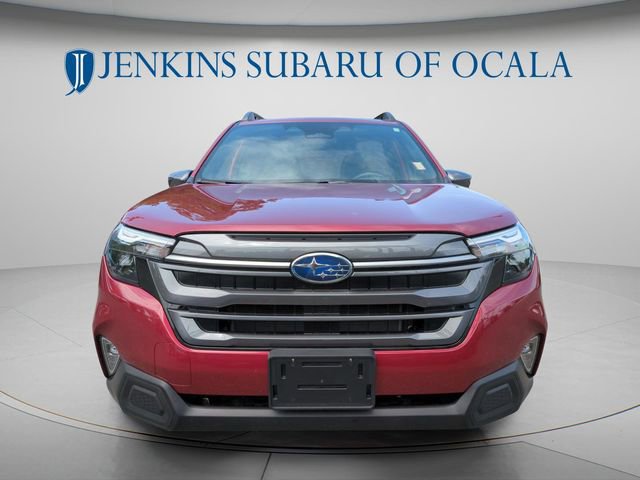 Used 2025 Subaru Forester Premium AWD/4WD image 8